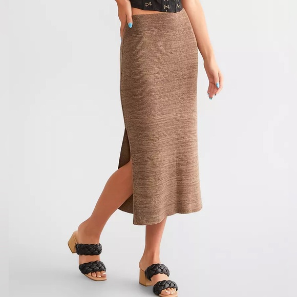 Free People Dresses & Skirts - Free People Gold Hour Midi Skirt